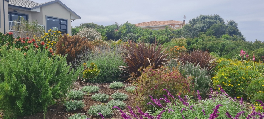 3 Bedroom Property for Sale in Village On Sea Western Cape